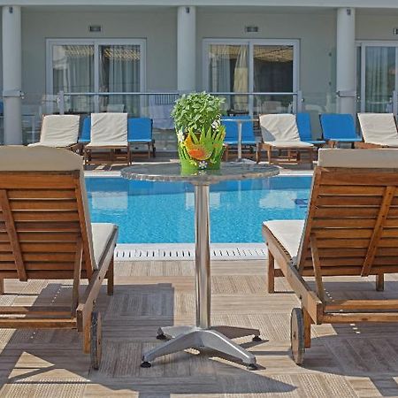 Palapart Gikas Suites And Studios Gouvia Luaran gambar