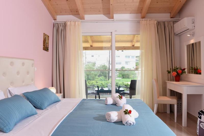 Palapart Gikas Suites And Studios Gouvia Luaran gambar