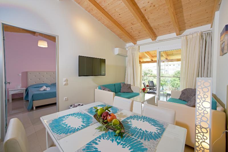 Palapart Gikas Suites And Studios Gouvia Luaran gambar