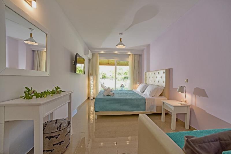 Palapart Gikas Suites And Studios Gouvia Luaran gambar